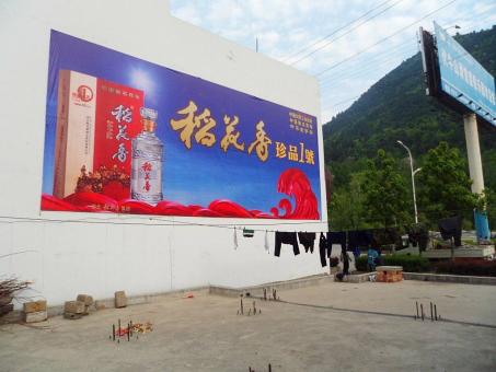 南安墙体喷绘广告效果怎么样？